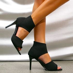 *SOLD* NEW Heels. Offers Welcome.